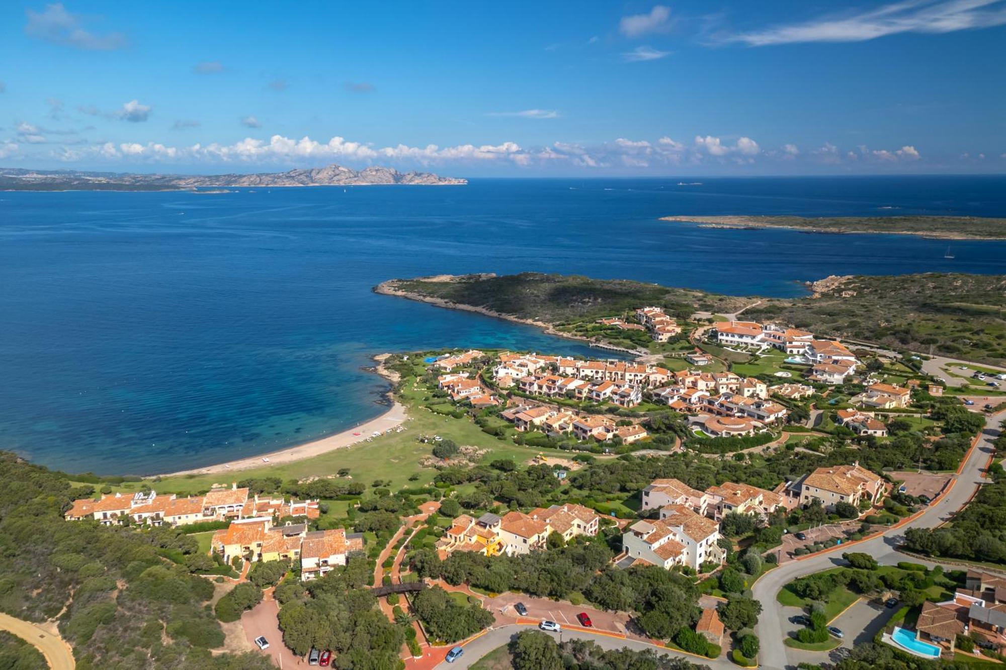 Porto Cervo Cala Del Faro, Villetta Con Giardino E Rooftop Capo Ferro Luaran gambar